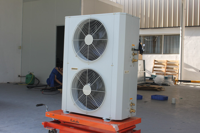 Unidad refrescada aire de la pompa de calor de la recuperación de calor total del hogar R410A con la agua caliente de 65 C